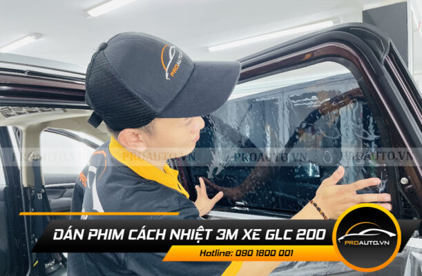 Dán phim cách nhiệt xe Mercedes GLC300