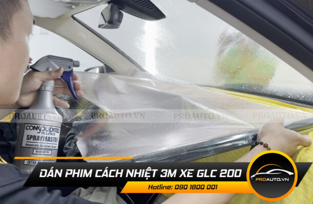 Dán phim cách nhiệt xe Mercedes GLC300Dán phim cách nhiệt xe Mercedes GLC300