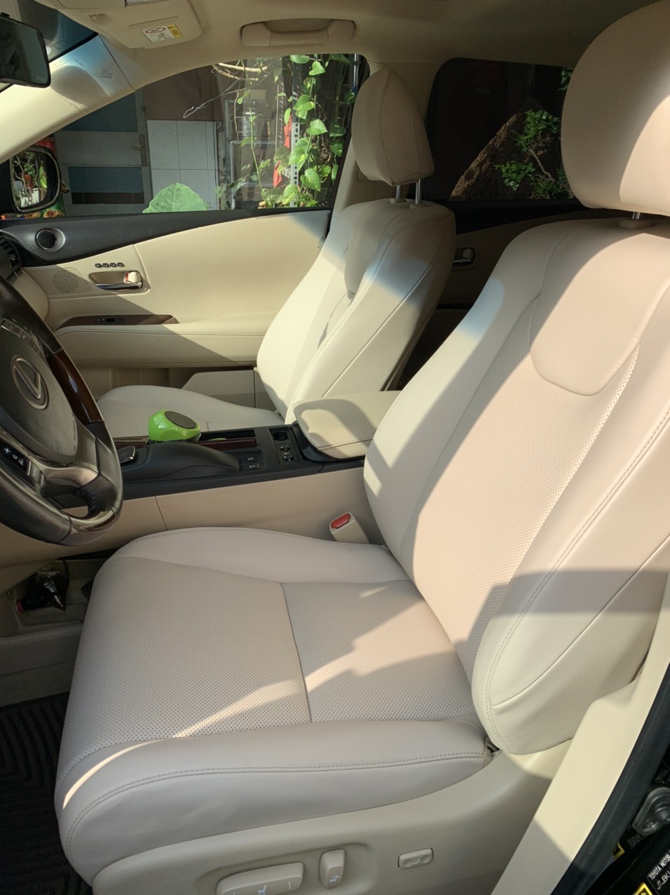 Đổi Màu Nội Thất xe Lexus RX 350 Kinh nghiệm bảng giá 2022